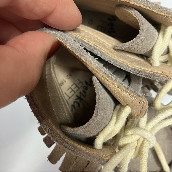 Monkey Feet gray triple layer fringe moccasins lace up size 18-24 months - Picture 3 of 7